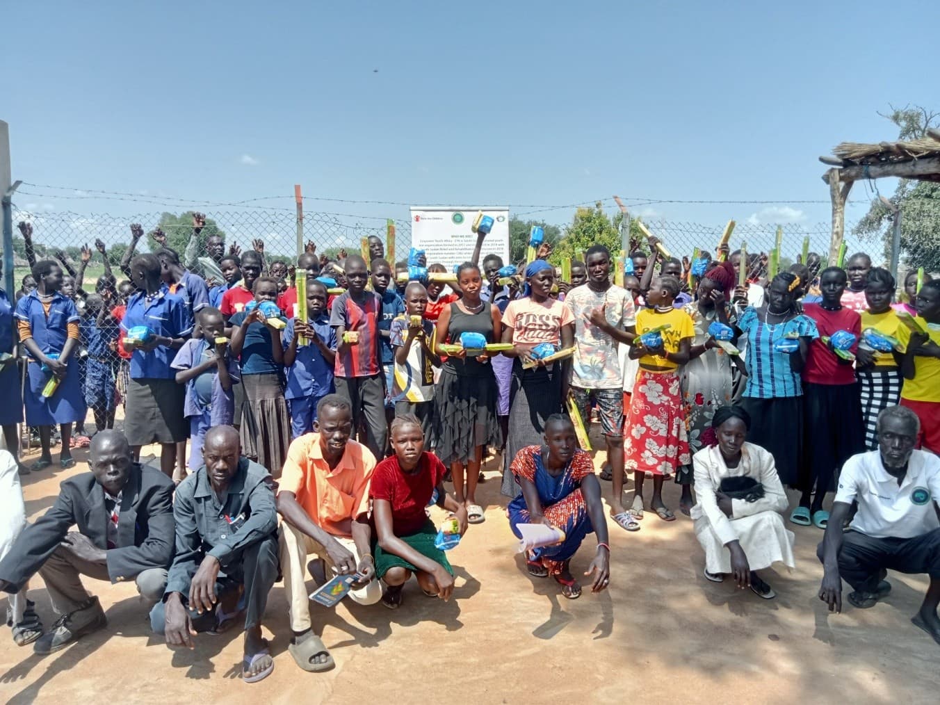Empower Youth Africa distributed sanitary pads and soaps to 500 IDPS, returnee and host communities in Majook Yinthiou and Akuong Boma of Malual Baai Payam in Aweil East County, Northern Bahr el Ghazal State